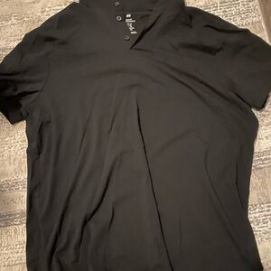 H&M Men's Polo Shirt in Black